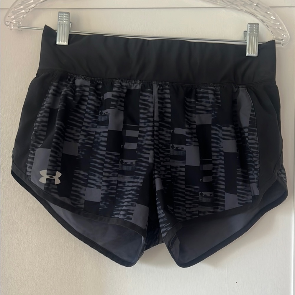 Under Armour Black Athletic Shorts Lightweight Performance